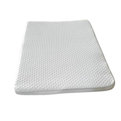 Vacuum Packed Mattress - Color: Na