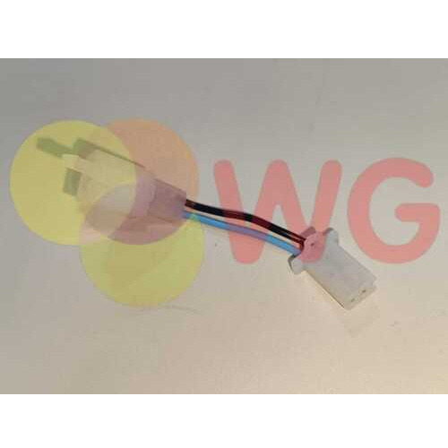 E-Scooty 2-Pin Male To Female Throttle Converter - Color: Multicolor