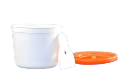 Plastic putty container