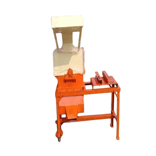 Oil Cake Cutter Machine
