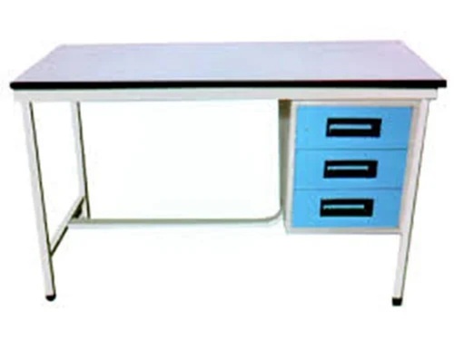 Wooden Office table With Drawer