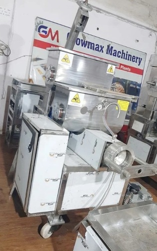 Ss Pasta Making Machine