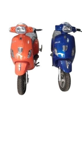 Long Range Electric Scooty - Charger Type: 4 Hours
