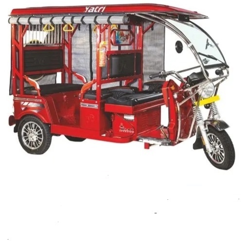 Yatri Deluxe E Rickshaw