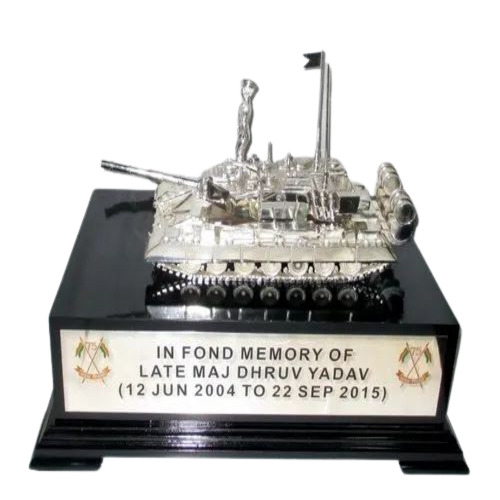 Metal Trophies  - Base Material: K