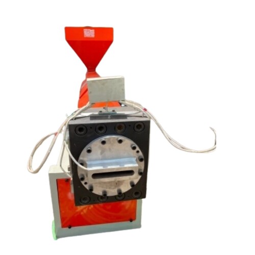 Lumps Extruder Machine - Color: White And Orange