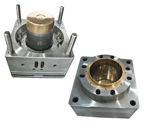 Bucket Moulding Machine