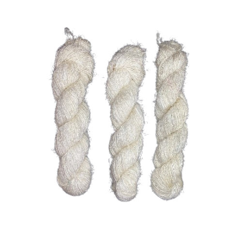 Recycled Sari Silk Yarn White - Usage: Stitching