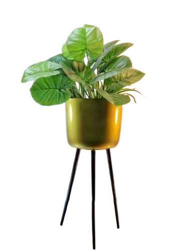 Metal Pot With Aluminium Legs