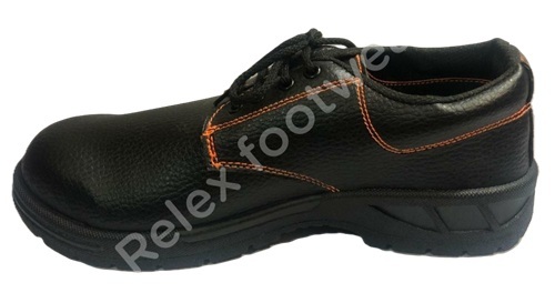Black Plain Safety Shoes