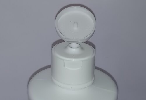 flip top 28mm white cap