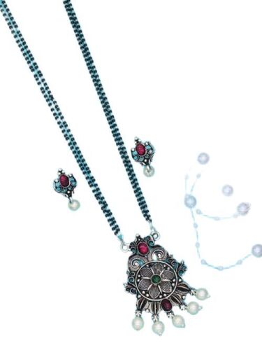 Imitation Jewellery - Color: Purity	Good Quality Size	24 Inch Occasion	Party Wear Color	Silver Brand	Sprash Jwellery Length	24 Inch Country Of Origin	Made In India