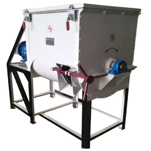 Poultry Feed Mixer