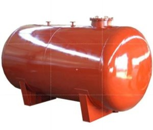 Ss Storage Tank - Stainless Steel, 1000-5000L Capacity, Red, Polished Surface | Industrial Application, New, Customized Size, Storage Usage