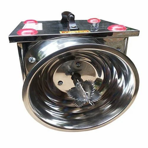 Semi Automatic Coconut Cutter Machine