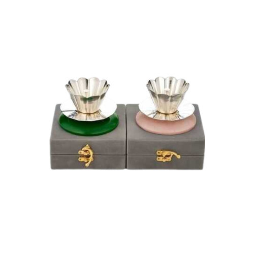 Premium Designer Flower Diya Set With Velvet Box - Shape: As Per Image