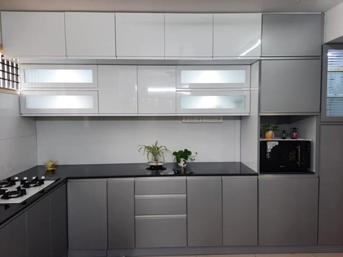 L Shape Aluminium Modular Kitchen Designing