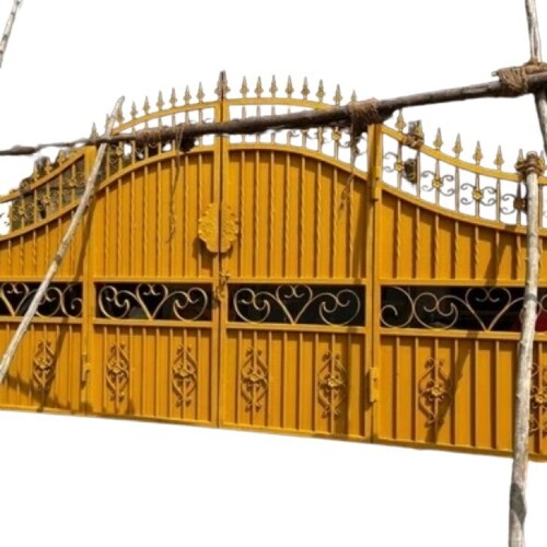 Iron Main Gate - Color: Yellow