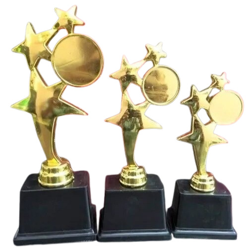 Golden Star Fiber Trophy - Base Material: 1