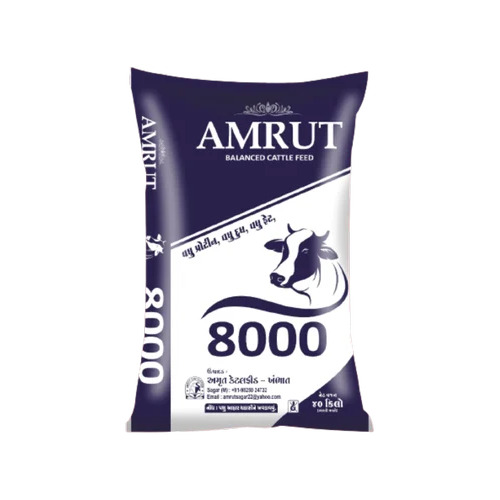 Amrut 8000 Cattle Feed