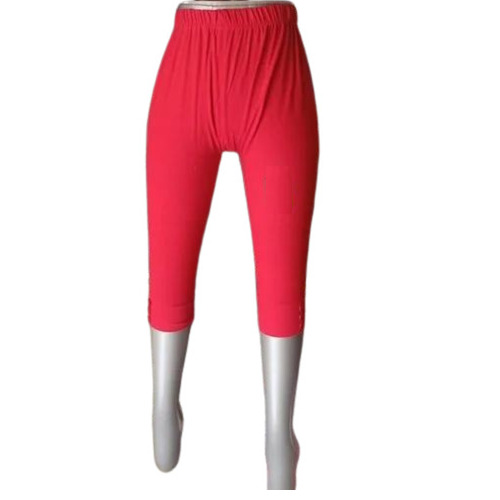 Ladies Plain Cotton Capri - Color: Red