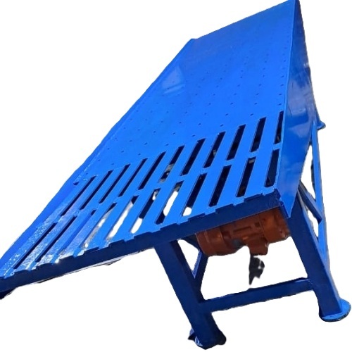 Mild Steel Vibrating Table Set