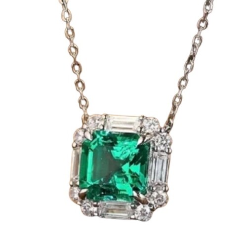Emerald Gemstone With Diamond Necklace - Diamond Cut: Excellent
