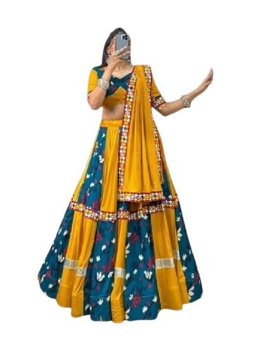 Women Navratri Traditional Chaniya Choli - Age Group: Adult