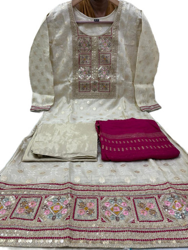 Ladies Designer White Kurti Pant Set