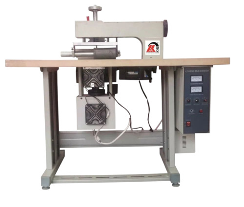 Ultrasonic Lace Cutting Machine