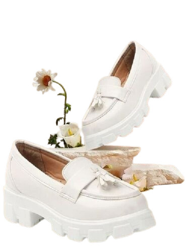 Tpr Plain Ladies Fashion Shoes - Color: White