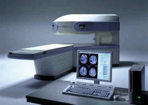 Hitachi Airis Aperto 0.4t Mri Machine