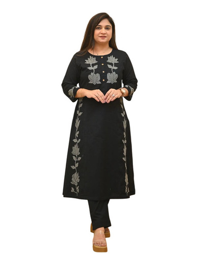 Ladies Co-Ord - Decoration Material: Beads