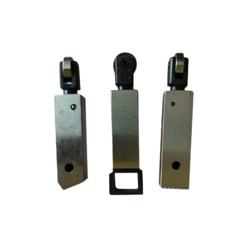 Plunger, End Gripper And Holding Gripper Assembly