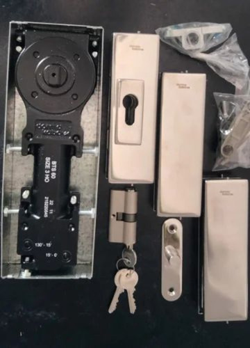 Glass Door With Corner Lock 