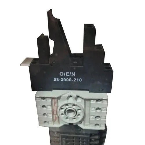 Relay Base Connector