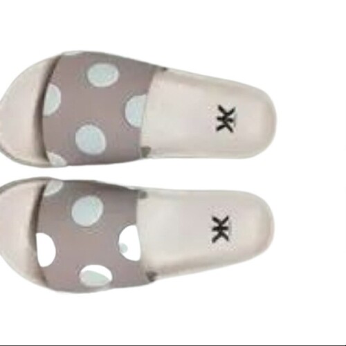 Casual Slipper - Color: White