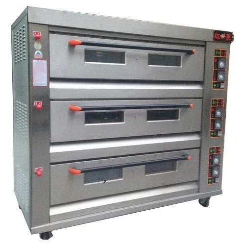 Commercial Three Deck Baking Oven - Automatic Grade: Semi Automatic