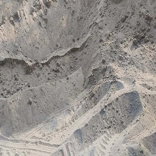 River Sand - Load Capacity: .. Tonne