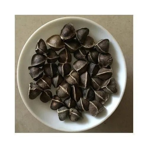 Dried Black Moringa