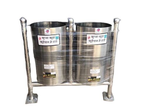 Stainless Steel Dustbin - Color: All
