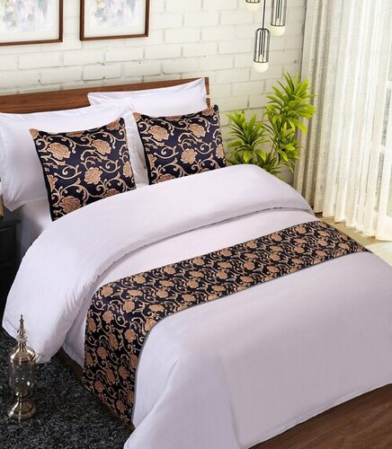 Linen Hotel Bed Runner