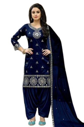 Ladies Velvet Kurti Set