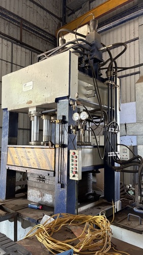 Used hydraulic press machine 