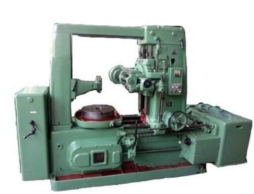 Spiral Gear Hobbing Machine