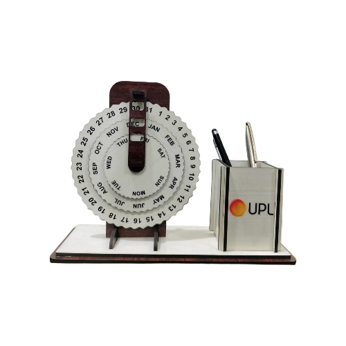 Calendar With Pen Stand