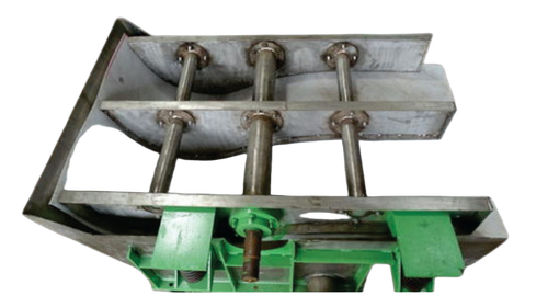 Vibrating Screen Machine