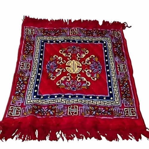 Square Carpet Floors