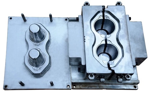 Injection Molding Die - Metallic, All Sizes, Silver, Semi-Automatic Cold Runner | Round Shape