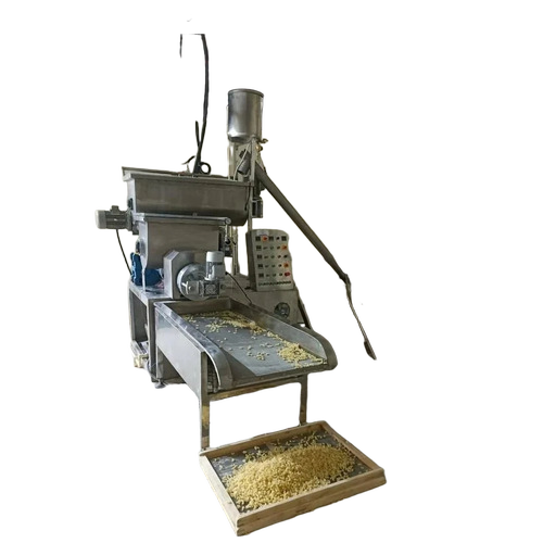 Semi Automatic Pasta Making Machine - Capacity: 200 Kg/Hr Kg/Hr